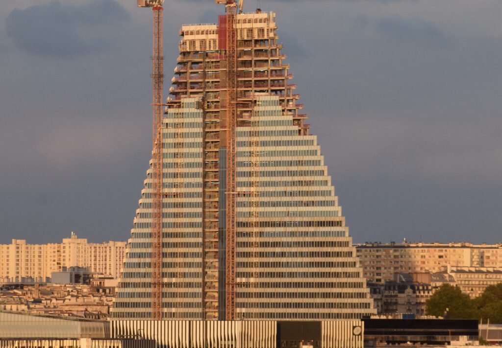 La tour Triangle bientôt terminée à Paris